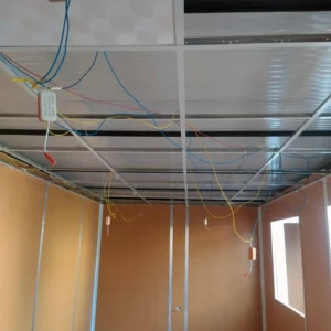 تركيب كهرباء الكرفانات - تركيب اسقف الكرفان - تصنيع كرفانات - شركة كرفانات الفهد - مؤسسة الفهد للكرفانات - شركة كرفانات